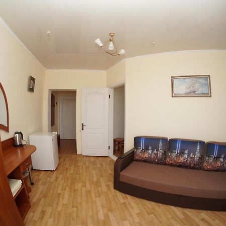 Радуга Курортная Гостиница Zatoka Extérieur photo