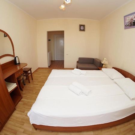 Радуга Курортная Гостиница Zatoka Extérieur photo