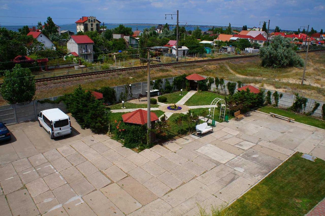 Радуга Курортная Гостиница Zatoka Extérieur photo