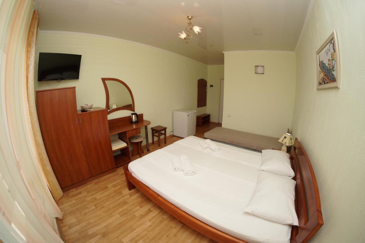 Радуга Курортная Гостиница Zatoka Extérieur photo