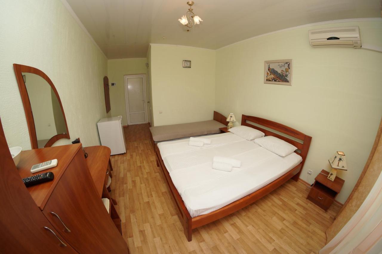 Радуга Курортная Гостиница Zatoka Extérieur photo