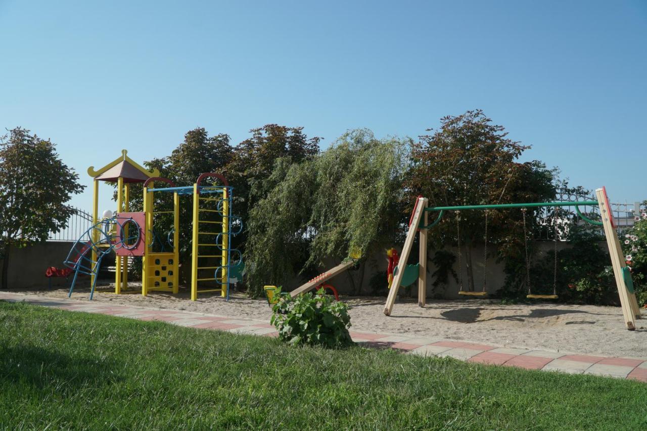 Радуга Курортная Гостиница Zatoka Extérieur photo