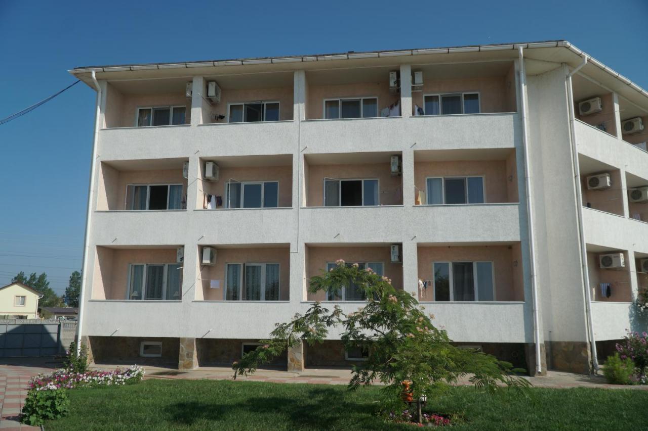 Радуга Курортная Гостиница Zatoka Extérieur photo